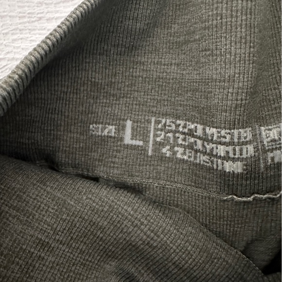 BUTT SCRUNCH SEAMLESS LEGGINGS - Picture 4 of 4